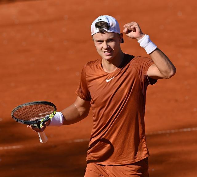 与此同时 与此同时